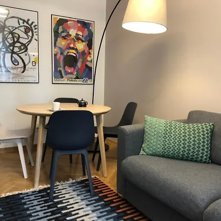 Studio Zelazna Apartment *