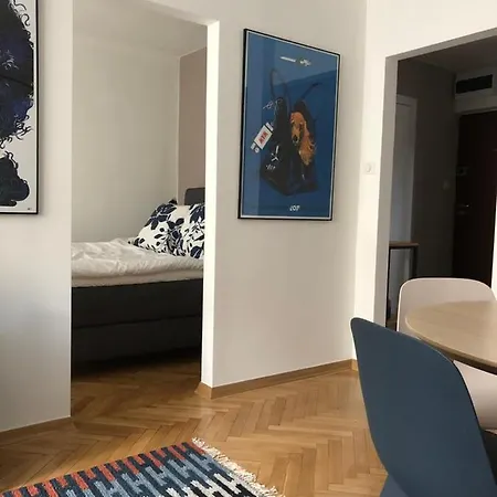 Apartment Studio Zelazna *
